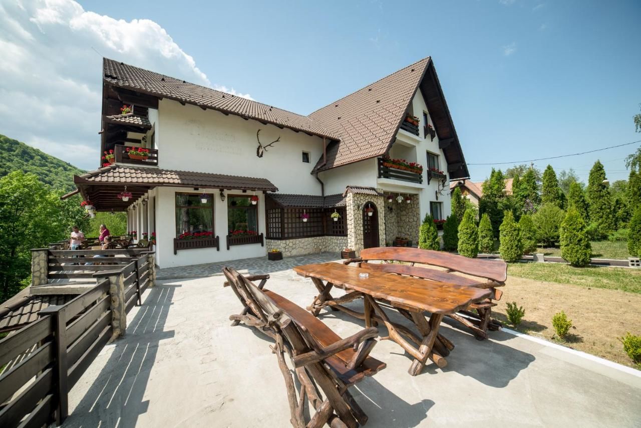 Отель Bran Chalet Бран-9